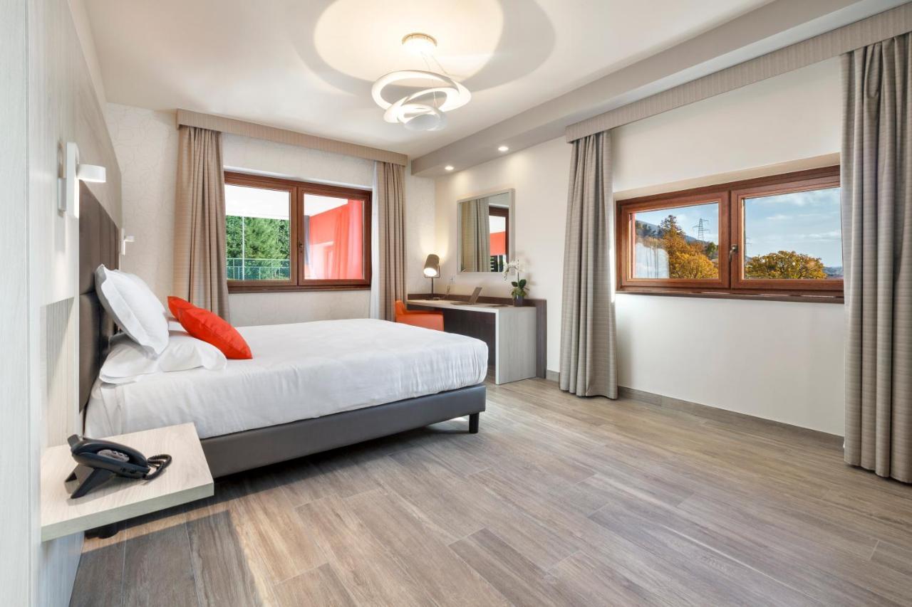 Bhotel Лагонегро Экстерьер фото